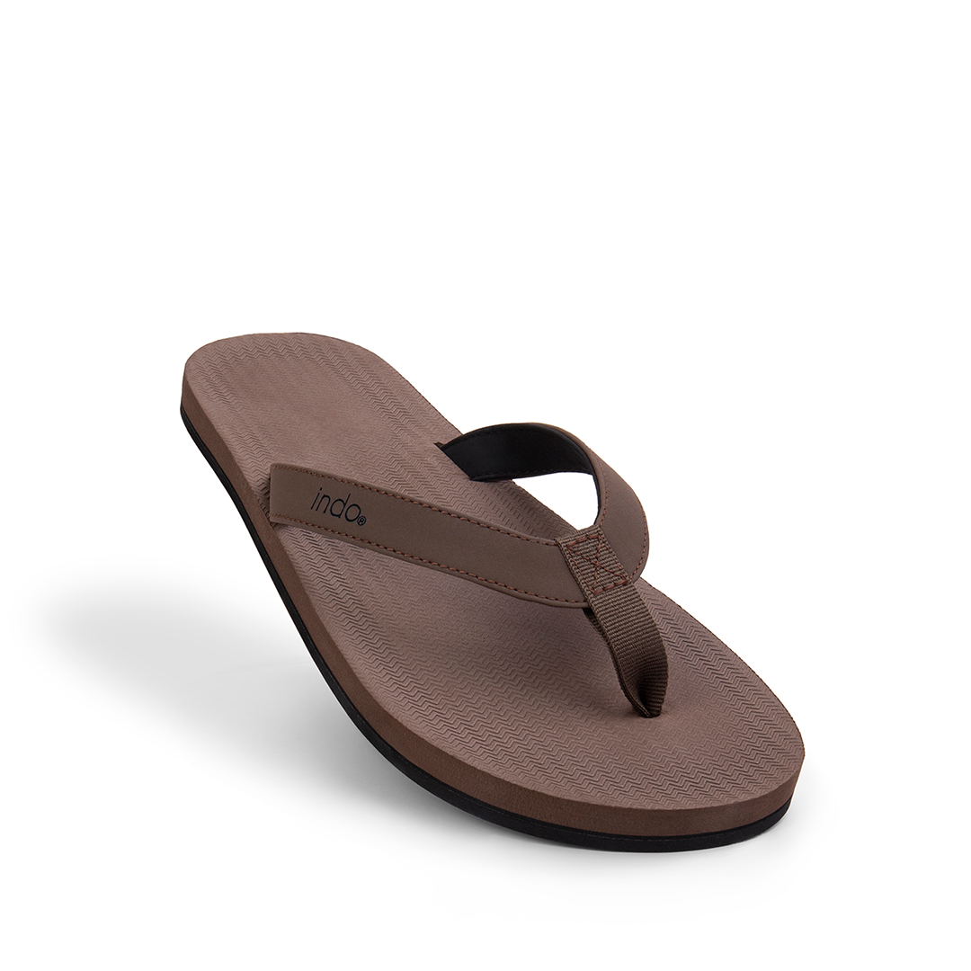 Men s Flip Flops ESSNTLS Soil